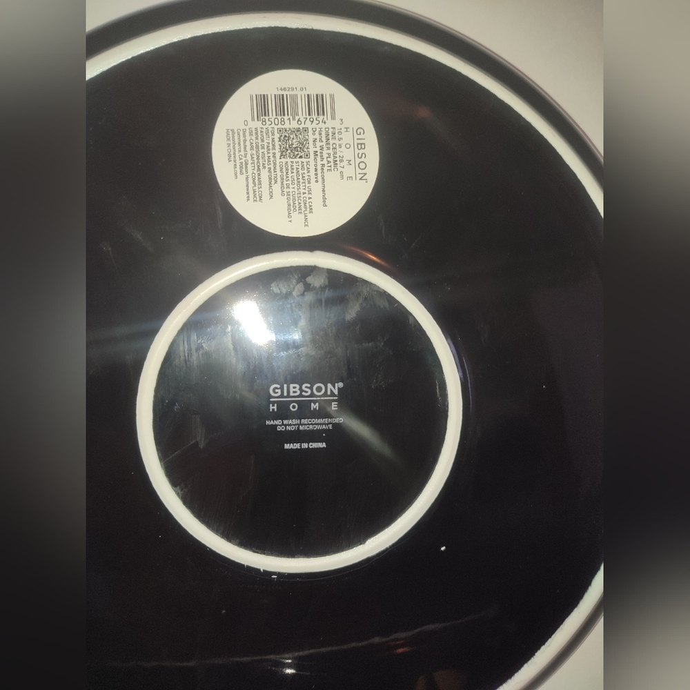 Gibson Home Dinnerware Plate Set - Picture 4 of 13
